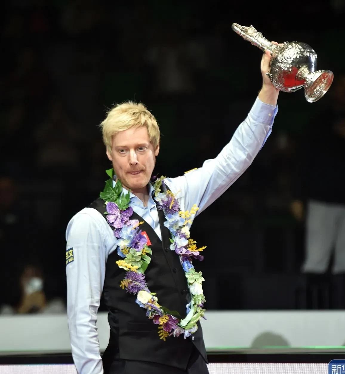 逼出对手轮 逼出对手轮